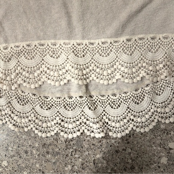 Abercrombie & Fitch Women's Top - Size Small ⭐🤍 - Picture 4 of 8